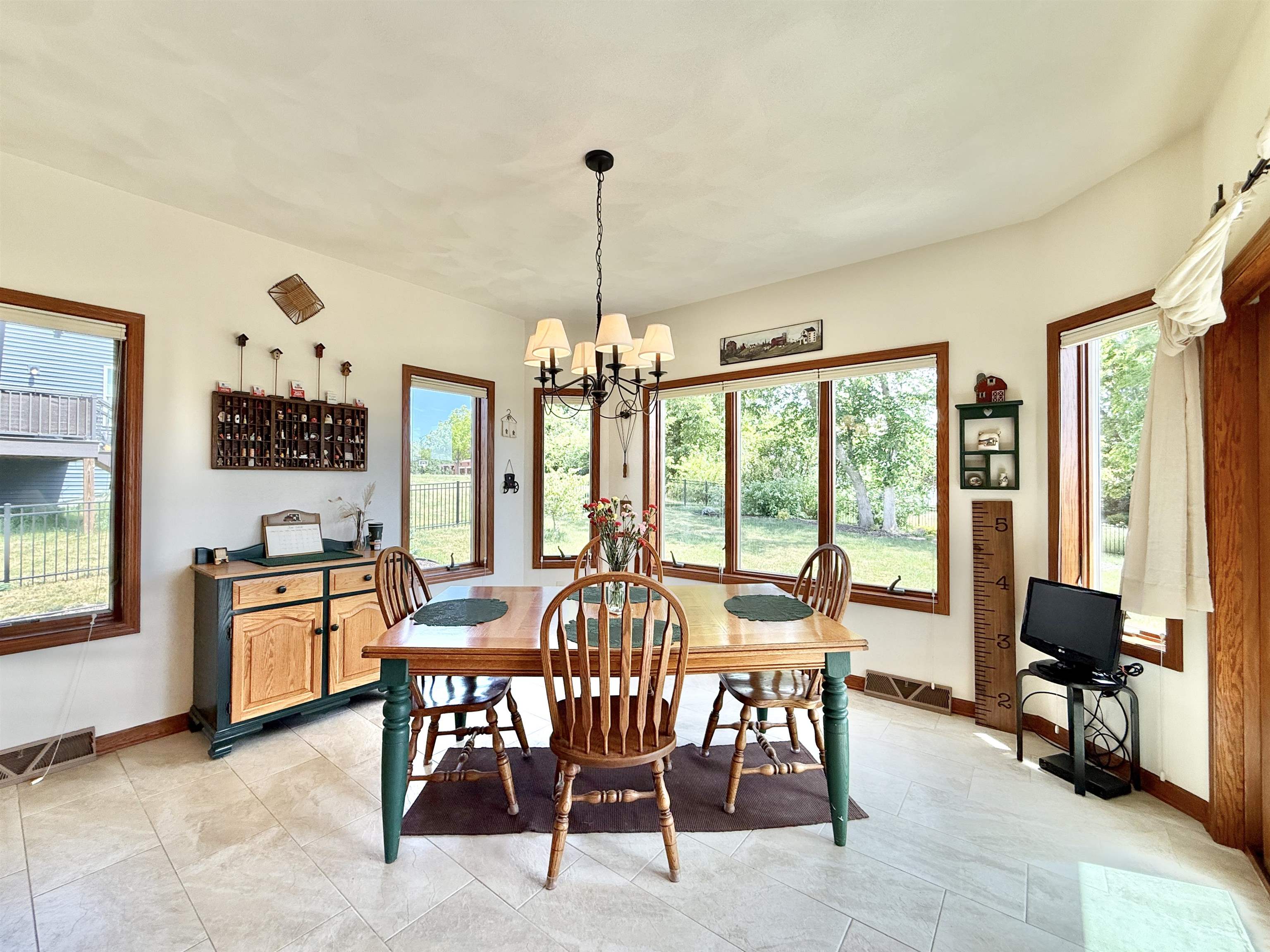 782 Waveland Road Janesville, WI 53548 - Photo 12 of 30