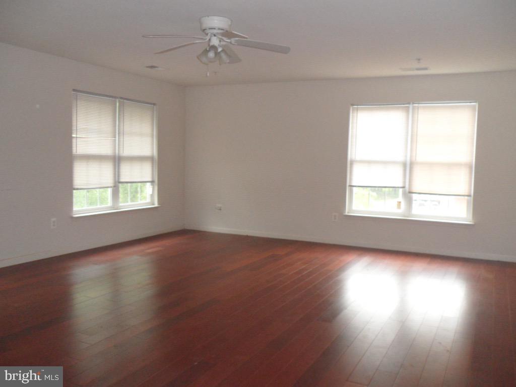 801 Anderson Street Silver Spring, MD 20904 - Photo 10 of 23 master bedroom