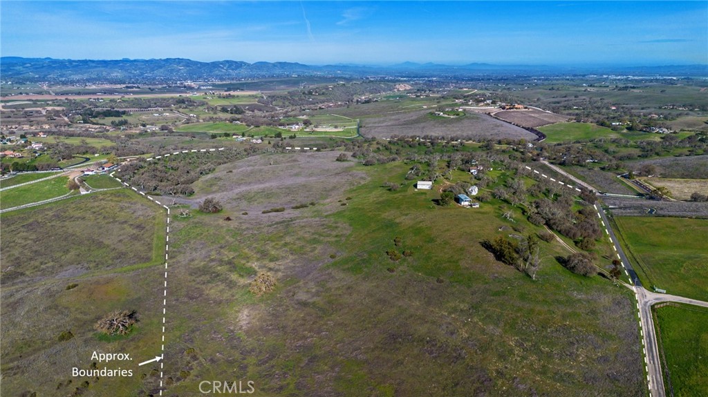 930 Windwood Road Paso Robles, CA 93446 - Photo 59 of 68 Gallery Image 59
