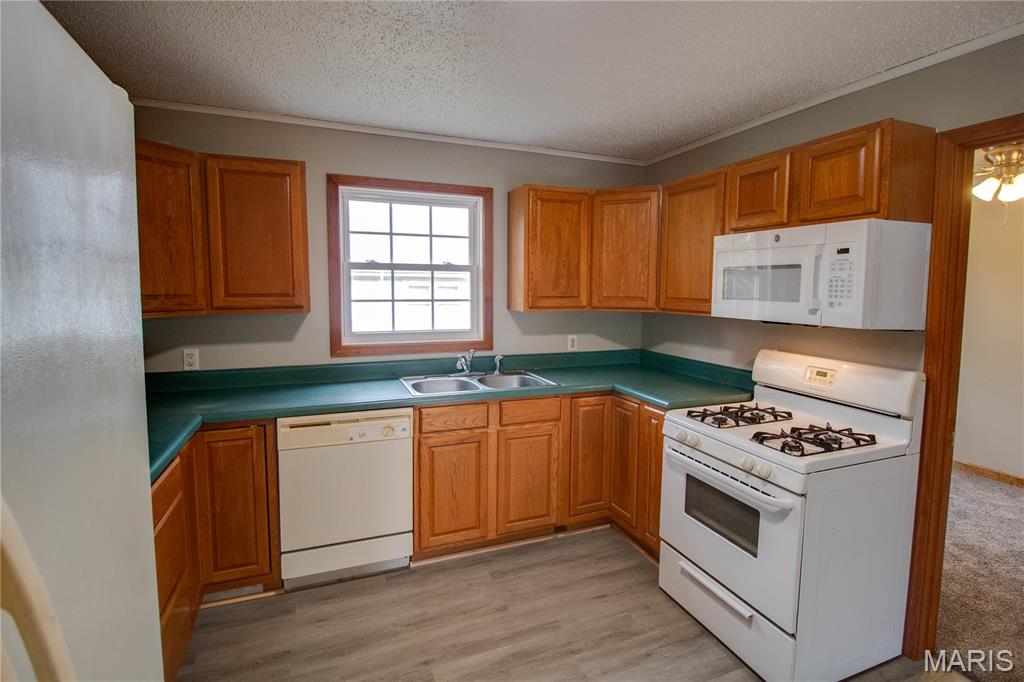 123 North Sawyer Street Wilsonville, IL 62093 - Photo 13 of 30