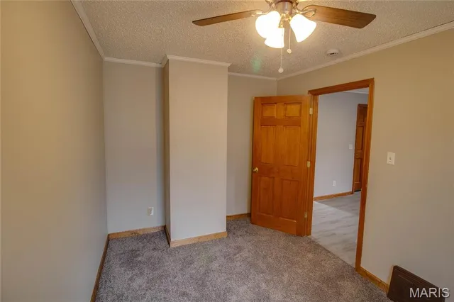 $80,000 | 123 North Sawyer Street, Wilsonville, IL 62093