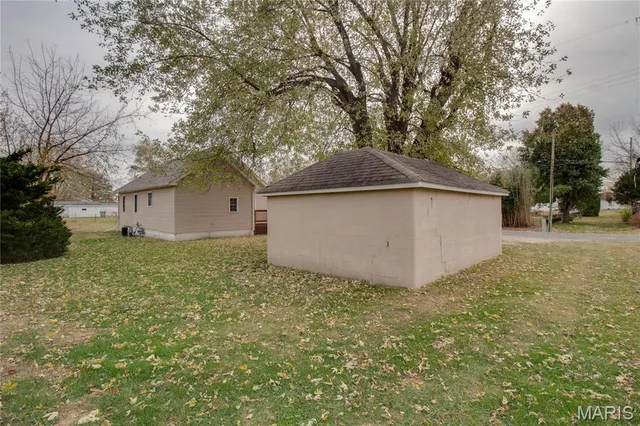 $80,000 | 123 North Sawyer Street, Wilsonville, IL 62093