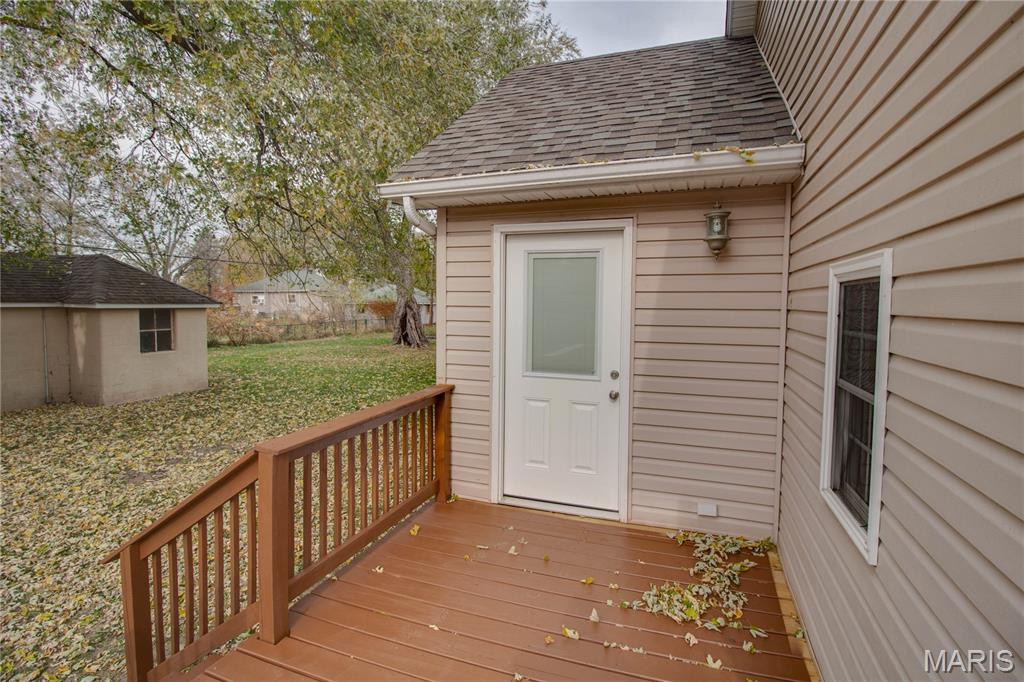 123 North Sawyer Street Wilsonville, IL 62093 - Photo 4 of 30