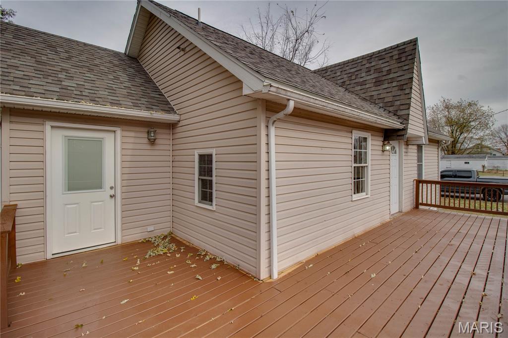 123 North Sawyer Street Wilsonville, IL 62093 - Photo 5 of 30