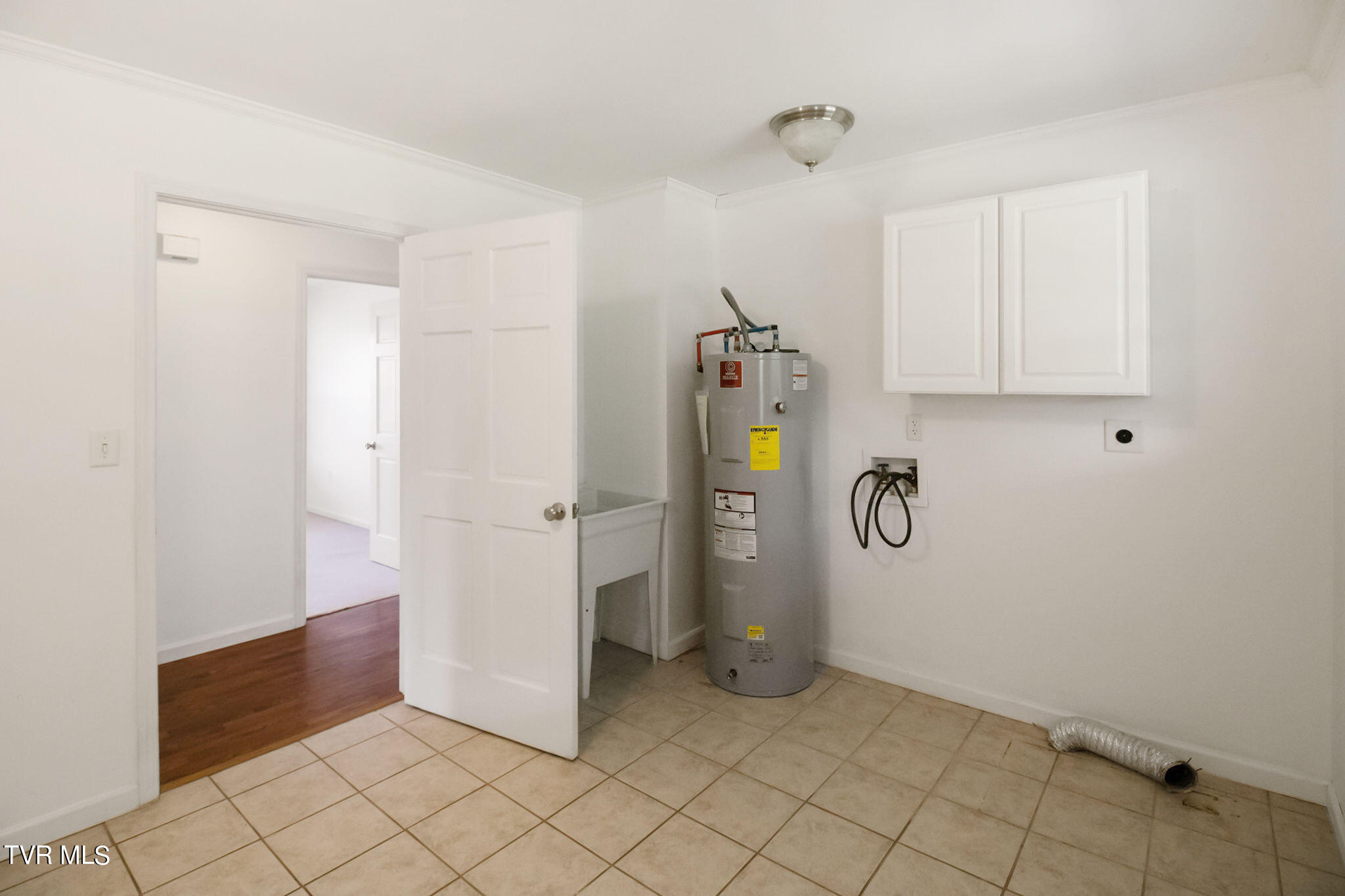 5360 Warrensburg Road Greeneville, TN 37743 - Photo 9 of 27 10