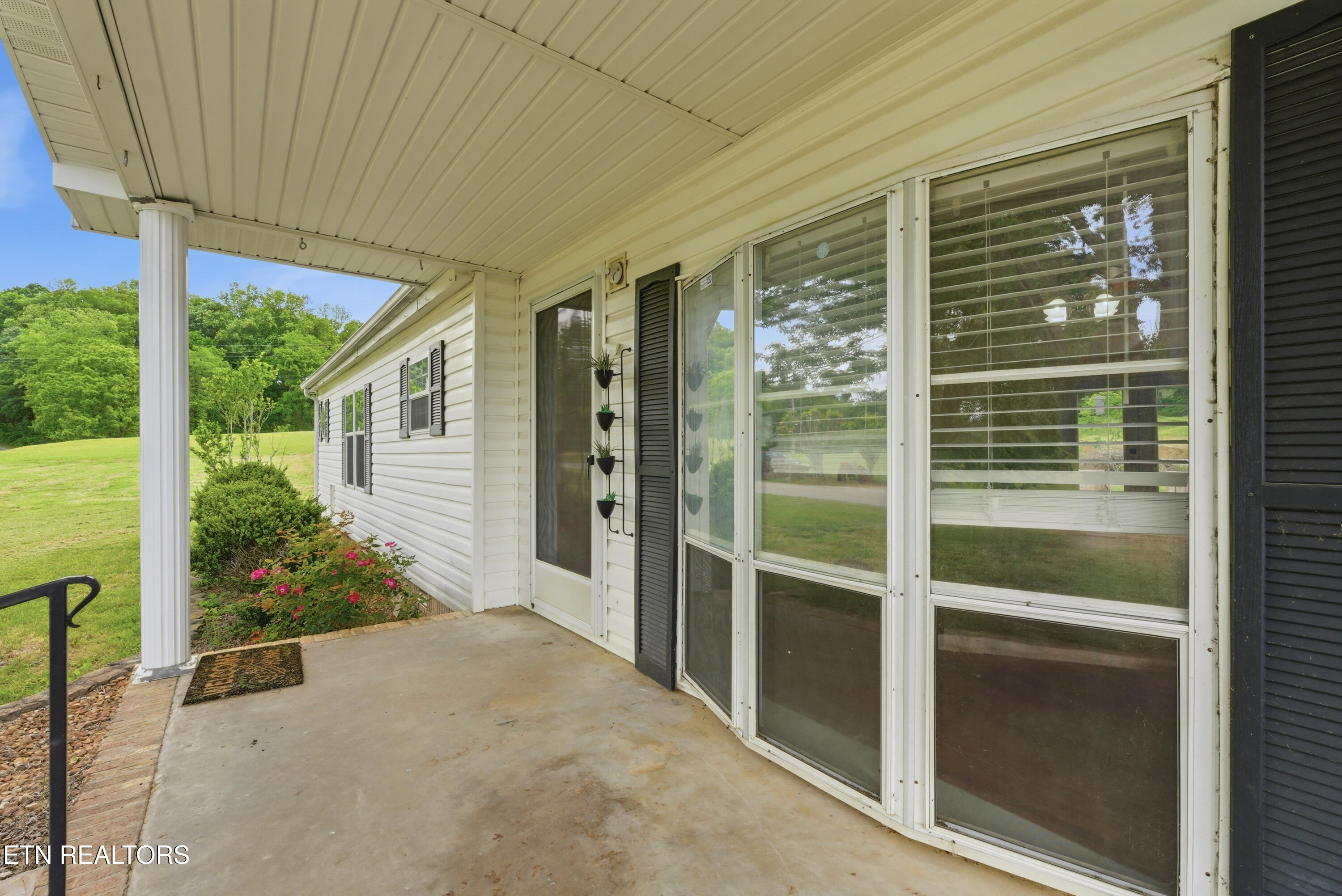 6101 Spring Creek Road Cookeville, TN 38506 - Photo 5 of 26 6101 Spring Creek Rd-5