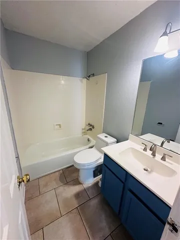 $245,000 | 617 East Marlin Court, Terrytown, LA 70056