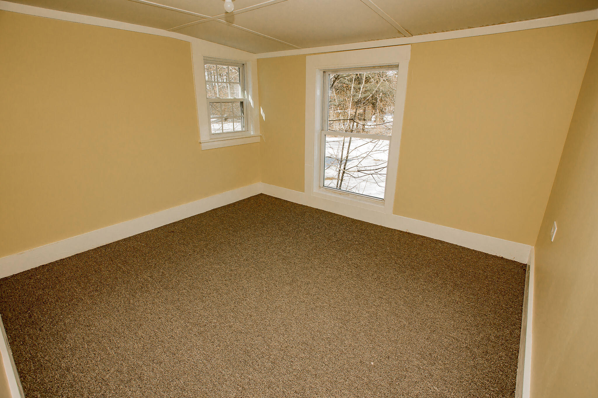 260 Weld Street Dixfield, ME 04224 - Photo 6 of 17 AF6A6500