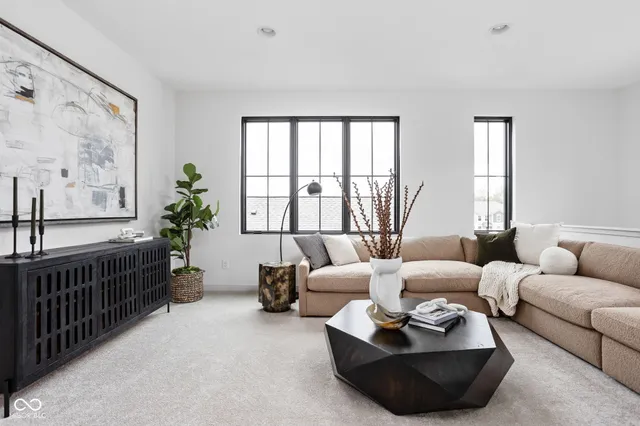 $565,000 | 1677 Ties Way, Westfield, IN 46074