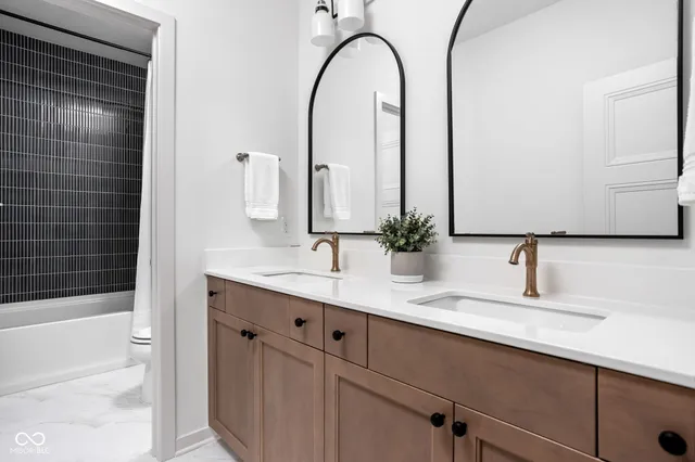 $565,000 | 1677 Ties Way, Westfield, IN 46074