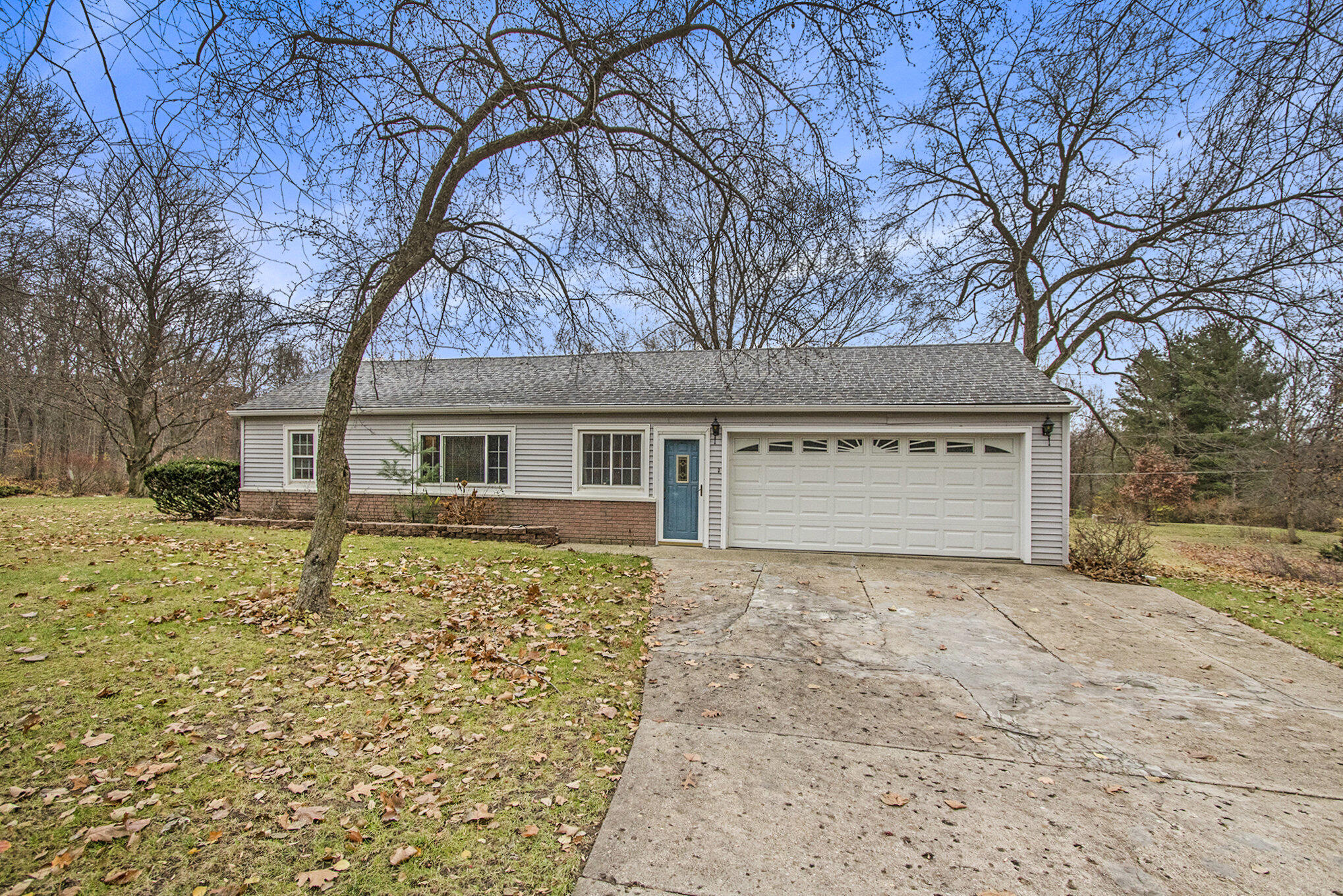 66017 Conrad Road Edwardsburg, MI 49112 - Photo 2 of 30 004_img_4671_566