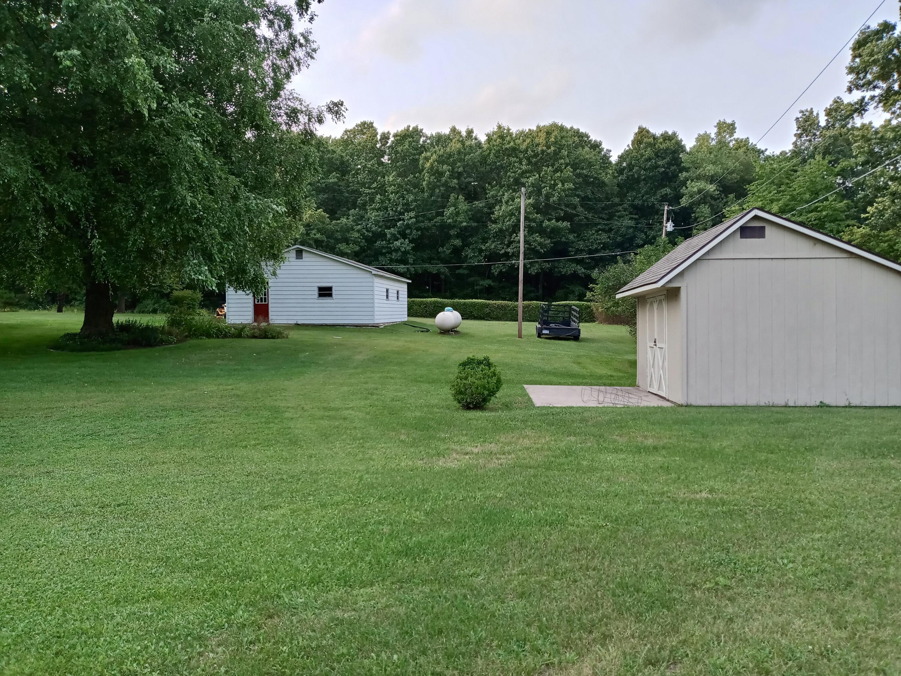 66017 Conrad Road Edwardsburg, MI 49112 - Photo 26 of 30 20210810_194437_HDR