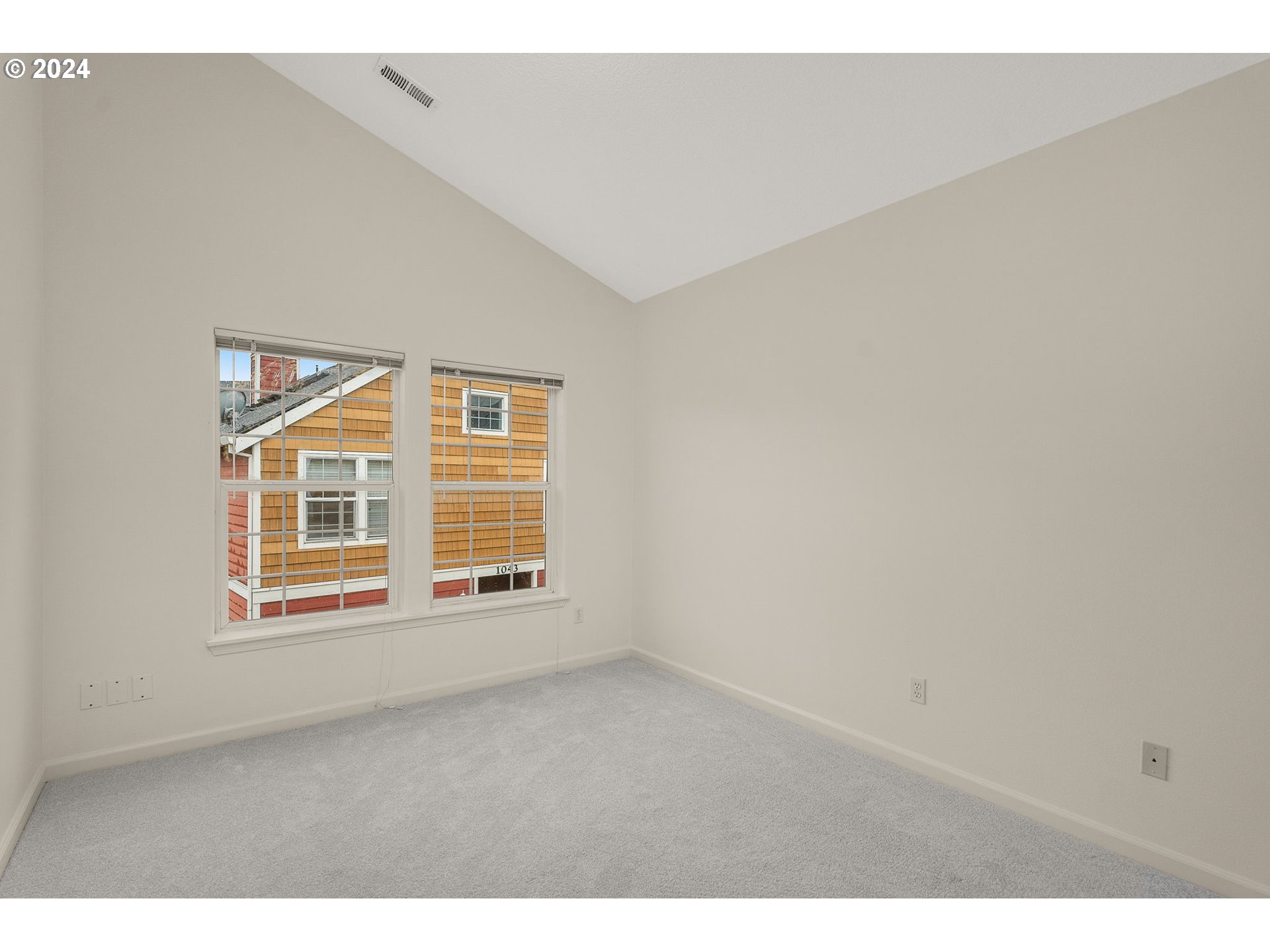1036 Northwest Burnside Road Gresham, OR 97030 - Photo 15 of 24 Gallery Image 15