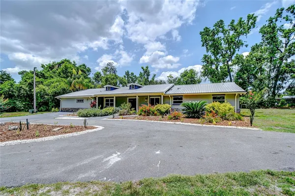 $575,000 | 1931 Jaudon Road, Dover, FL 33527