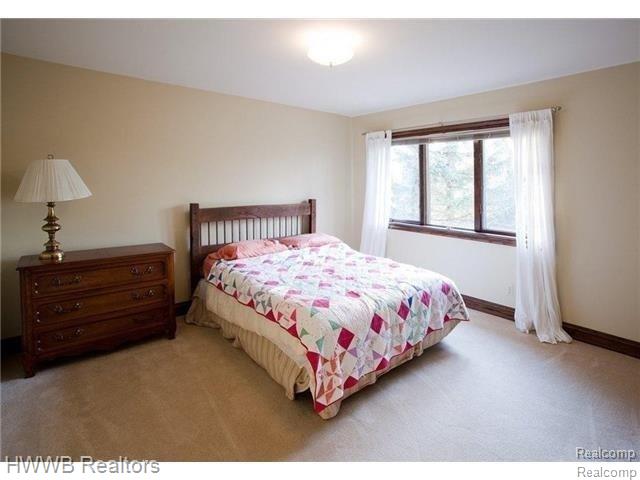 330 Camelot Way Rochester, MI 48306 - Photo 31 of 48