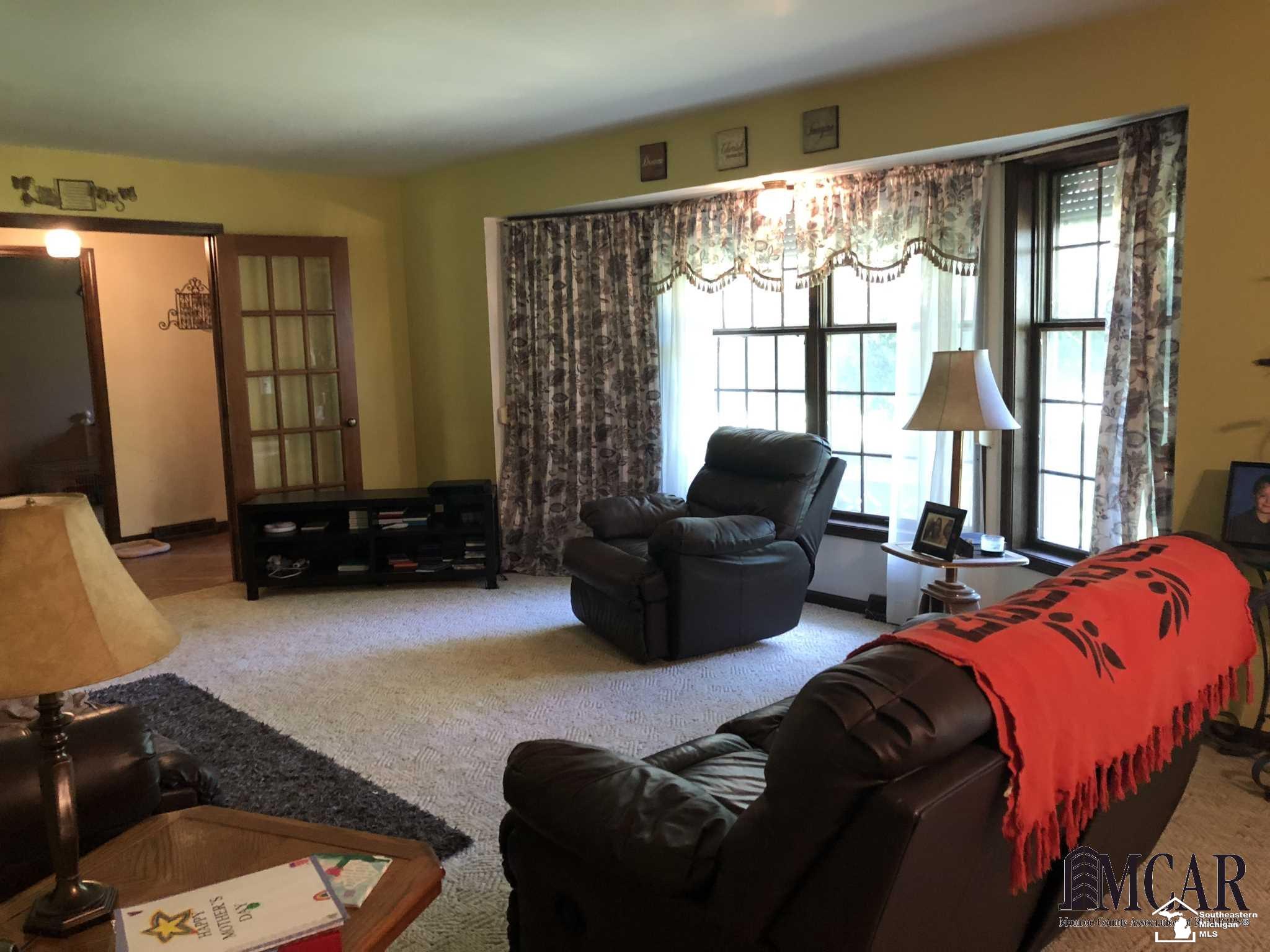 10700 Secor Road Temperance, MI 48182 - Photo 15 of 35