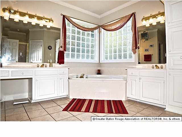 17065 West Swamp Road Prairieville, LA 70769 - Photo 15 of 23 Gallery Image 15
