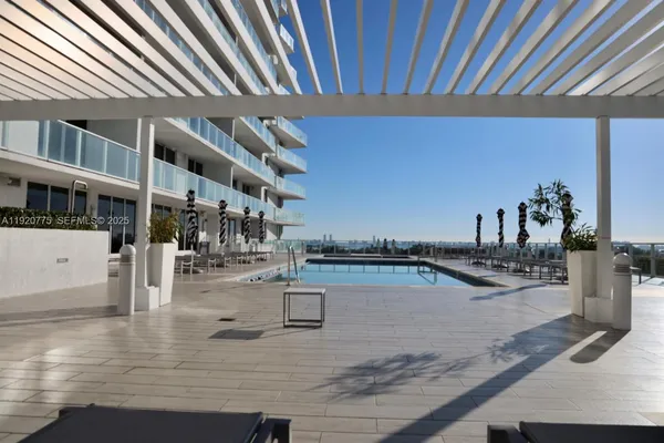 $440,000 | 4250 Biscayne Boulevard, Unit 804, Miami, FL 33137