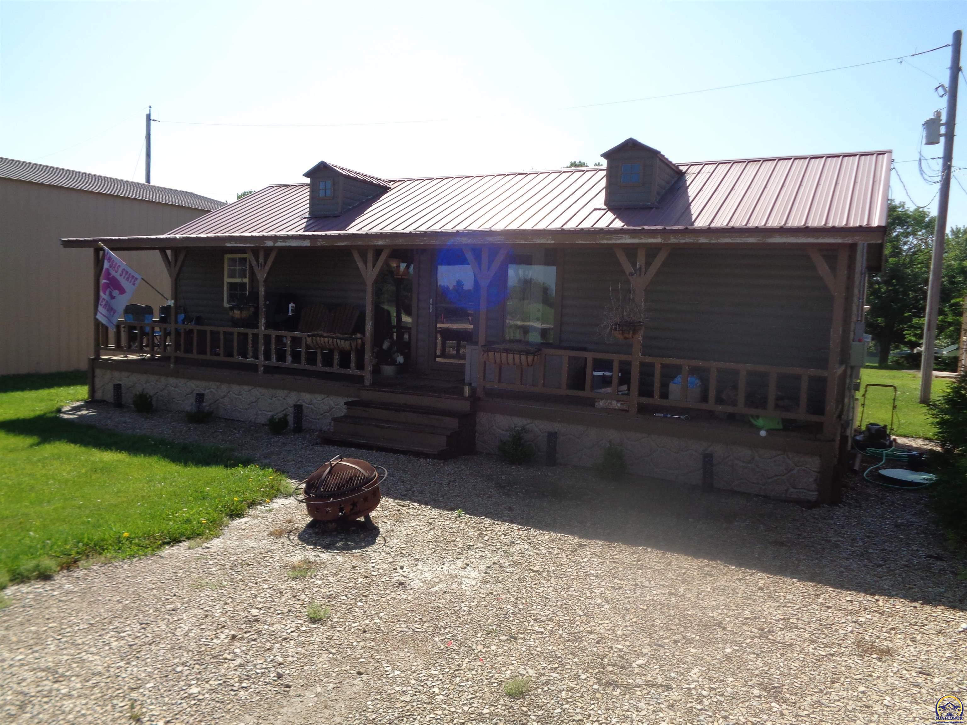 205 Cedar Circle Alma, KS 66401 - Photo 1 of 16