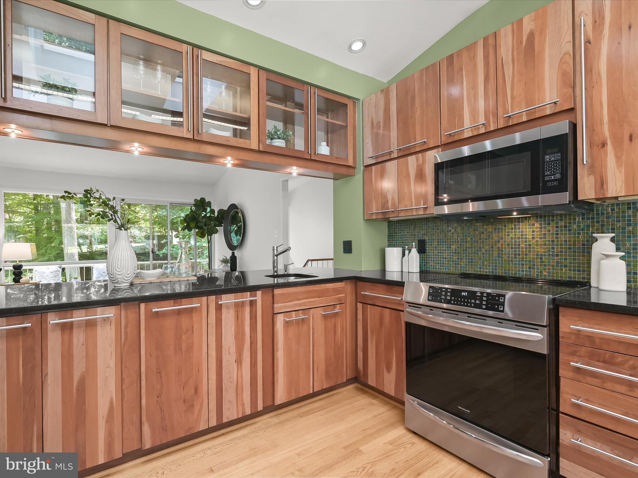 7610 Hamilton Spring Road Bethesda, MD 20817 - Photo 12 of 41 hamiltonspring025