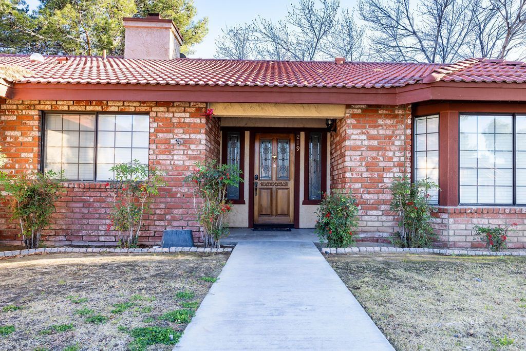 219 West Cobblestone Lane Ridgecrest, CA 93555 - Photo 8 of 50