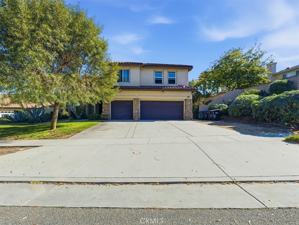 2947 Gilbert Avenue Corona, CA 92881 - Photo 2 of 60