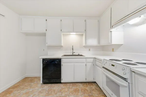 $420,000 | 2686 South Whitney Boulevard, Rocklin, CA 95677