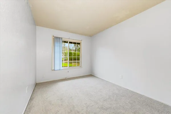$420,000 | 2686 South Whitney Boulevard, Rocklin, CA 95677