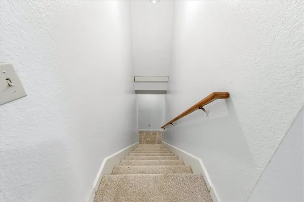 $420,000 | 2686 South Whitney Boulevard, Rocklin, CA 95677