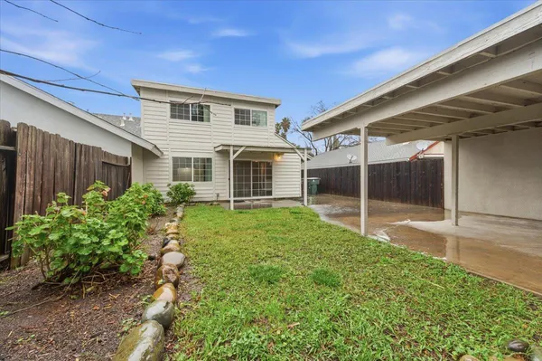$420,000 | 2686 South Whitney Boulevard, Rocklin, CA 95677