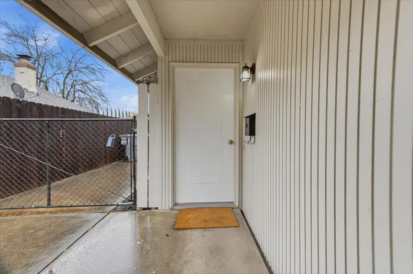 $420,000 | 2686 South Whitney Boulevard, Rocklin, CA 95677