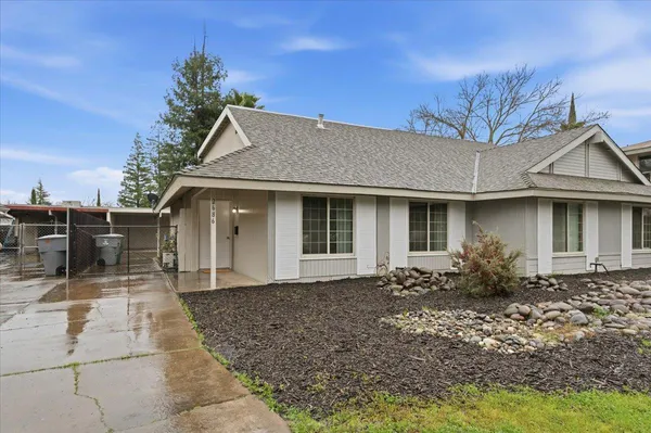 $420,000 | 2686 South Whitney Boulevard, Rocklin, CA 95677