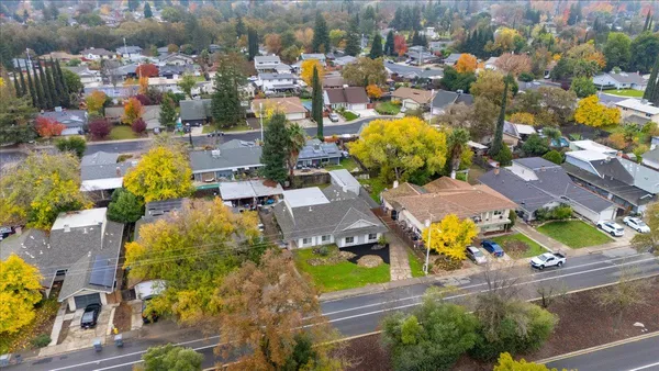 $420,000 | 2686 South Whitney Boulevard, Rocklin, CA 95677