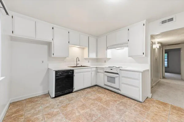 $420,000 | 2686 South Whitney Boulevard, Rocklin, CA 95677