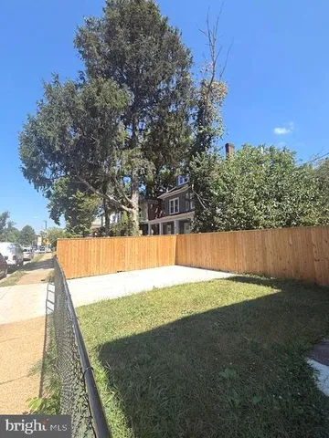 $2,300 | 3958 Oakford Avenue, Baltimore, MD 21215