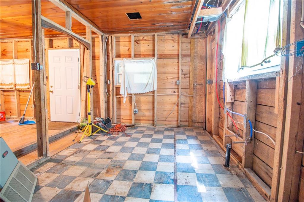 106 Davis Road Slippery Rock, PA 16057 - Photo 6 of 23 Gallery Image 6