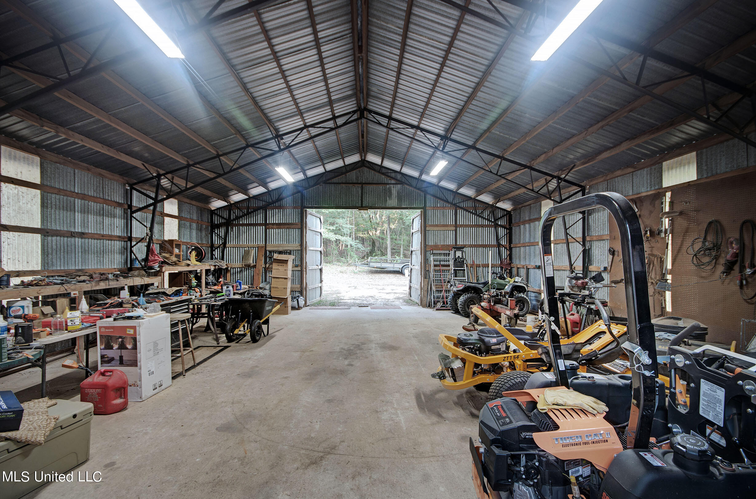 250 Roberts Road Newhebron, MS 39140 - Photo 13 of 46 IMGP1945_6_7