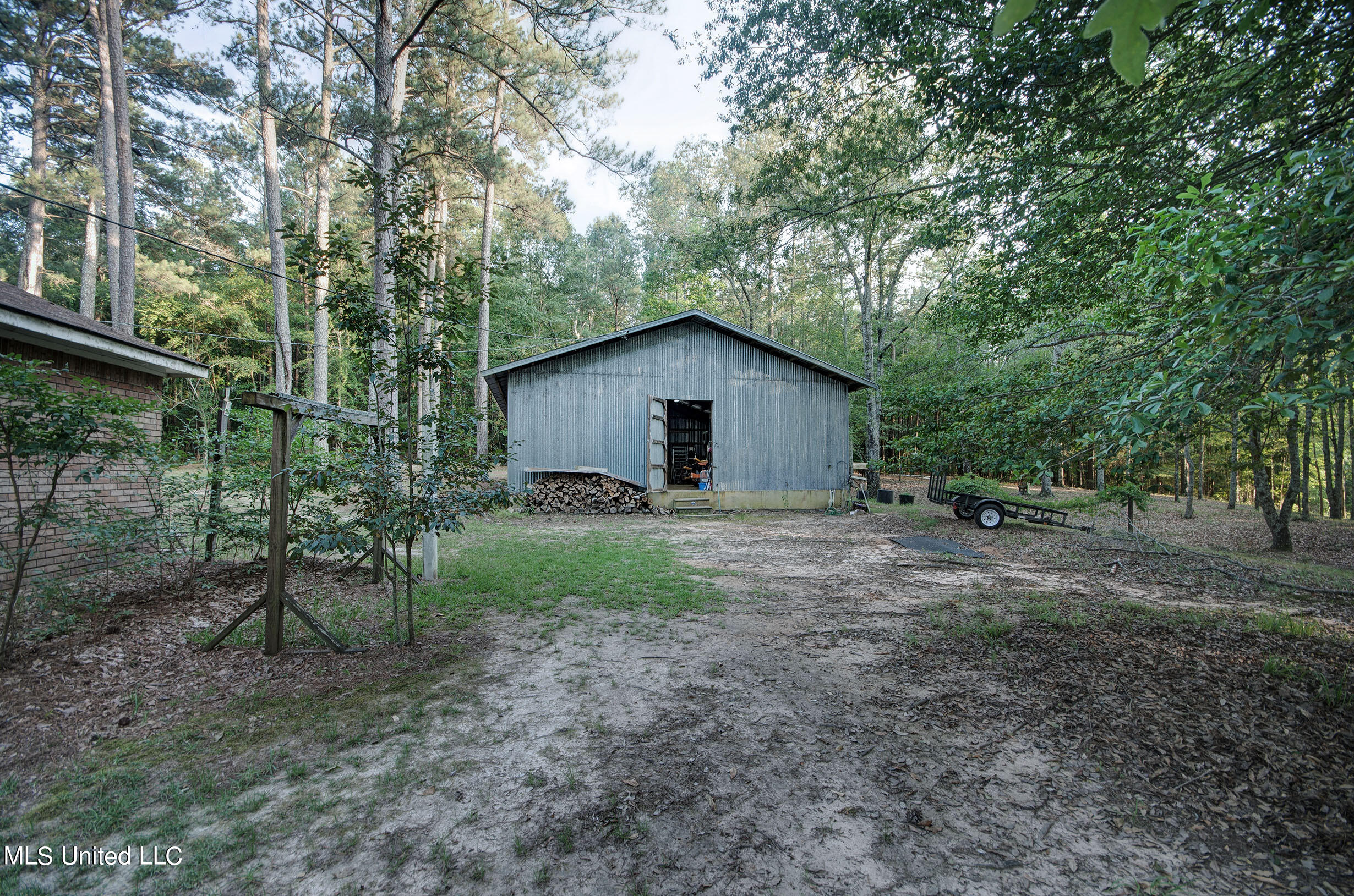 250 Roberts Road Newhebron, MS 39140 - Photo 20 of 46 IMGP1996_7_8