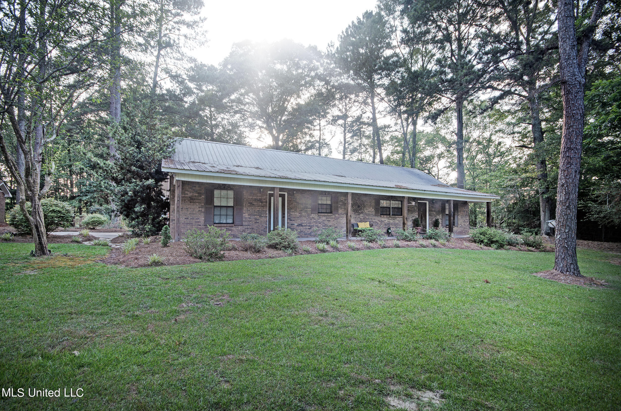 250 Roberts Road Newhebron, MS 39140 - Photo 7 of 46 IMGP1915_6_7