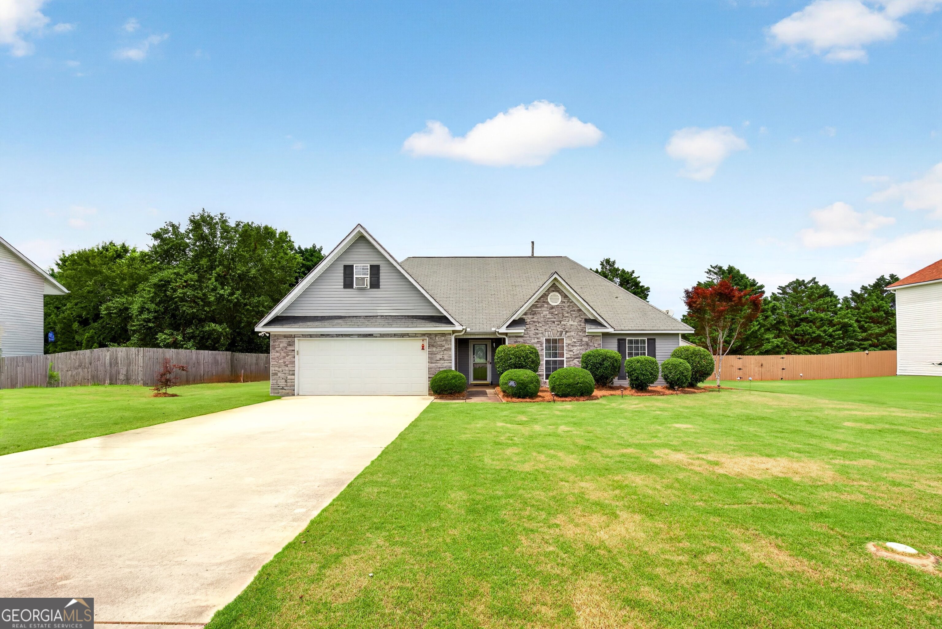 107 Bramble Way Griffin, GA 30224 - Photo 2 of 40