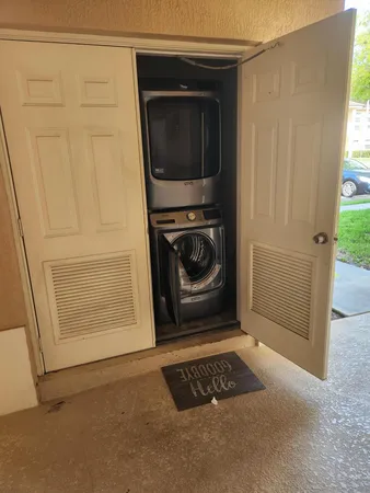 $1,295 | 8317 Mulligan Circle, Port St. Lucie, FL 34986