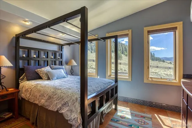 a bathroom with a toilet