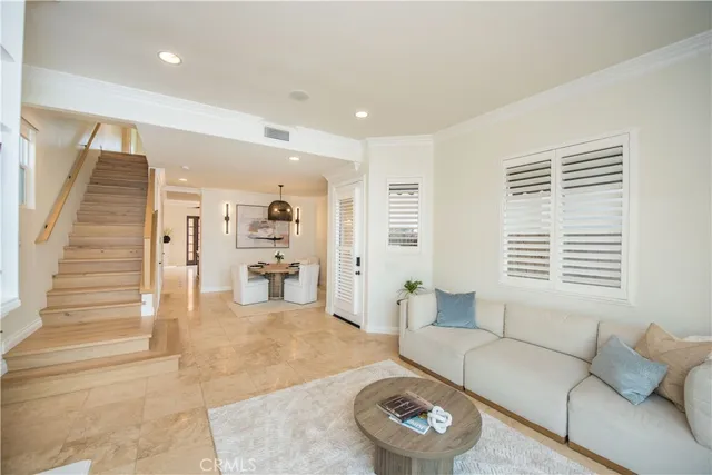 $2,495,000 | 316 6th Street, Huntington Beach, CA 92648