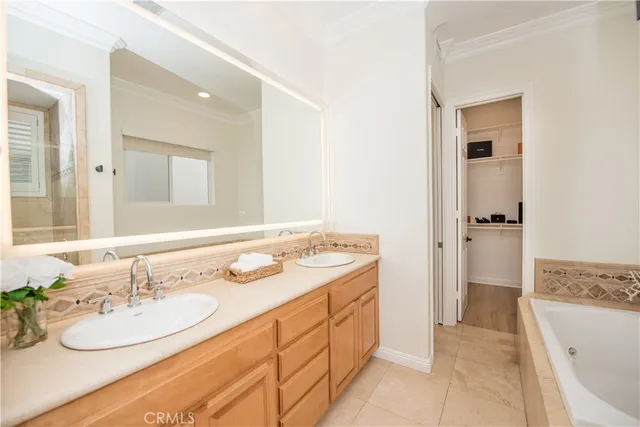 $2,495,000 | 316 6th Street, Huntington Beach, CA 92648