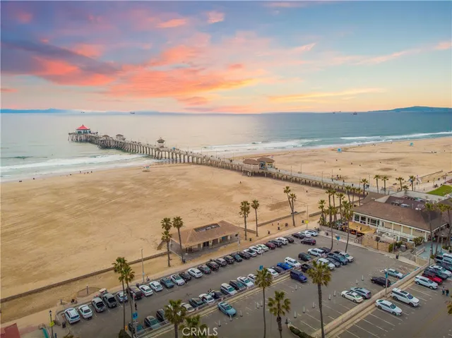 $2,495,000 | 316 6th Street, Huntington Beach, CA 92648