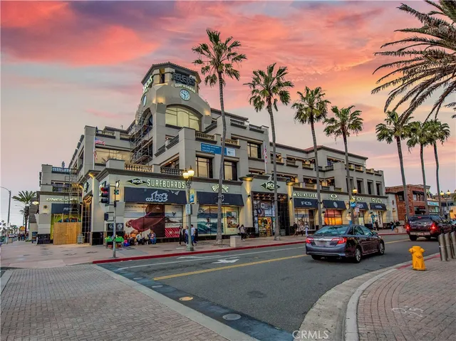 $2,495,000 | 316 6th Street, Huntington Beach, CA 92648