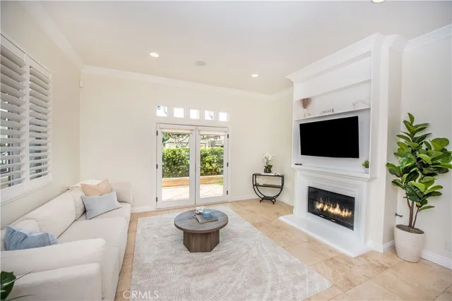 $2,495,000 | 316 6th Street, Huntington Beach, CA 92648