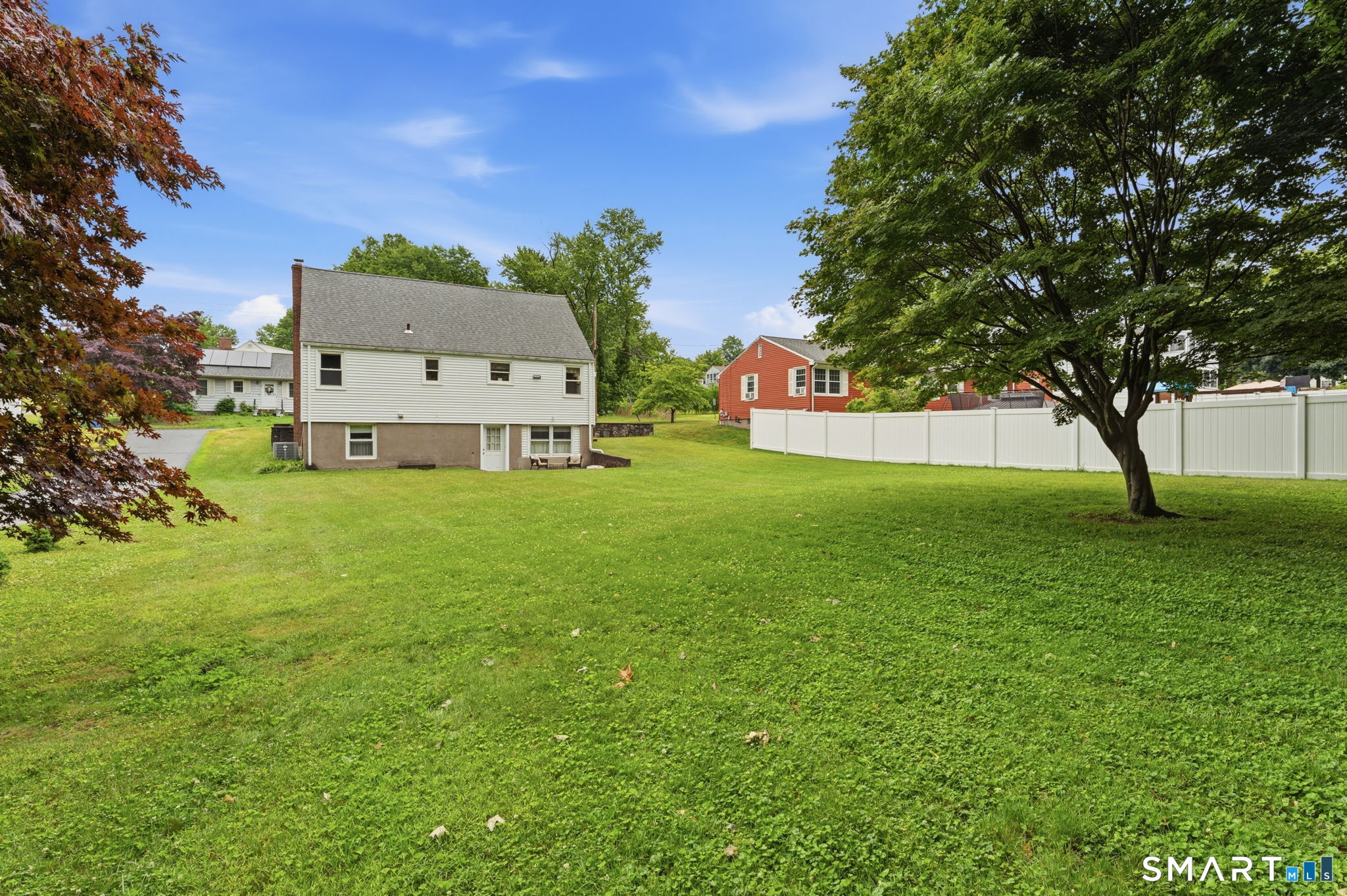 87 Lewis Street Middletown, CT 06457 - Photo 31 of 37
