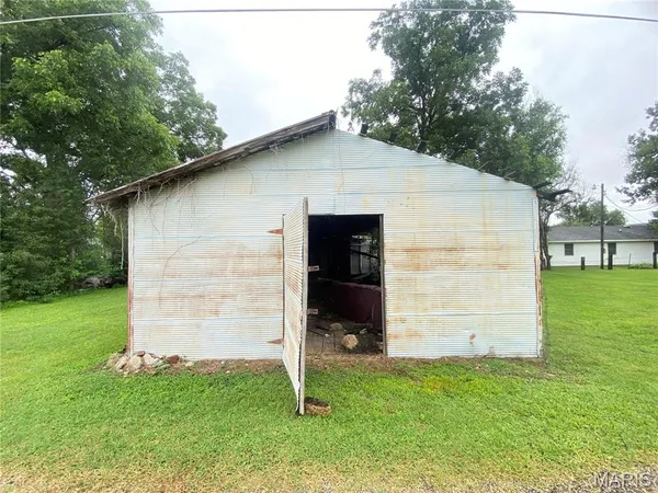$9,900 | 1 East Howard Street, Malden, MO 63863