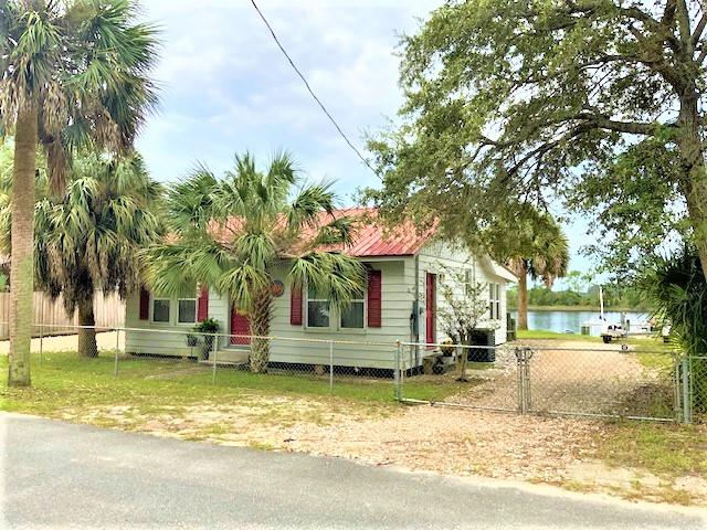 805 3 Rivers Road Carrabelle, FL 32322 - Photo 3 of 61 Gallery Image 3